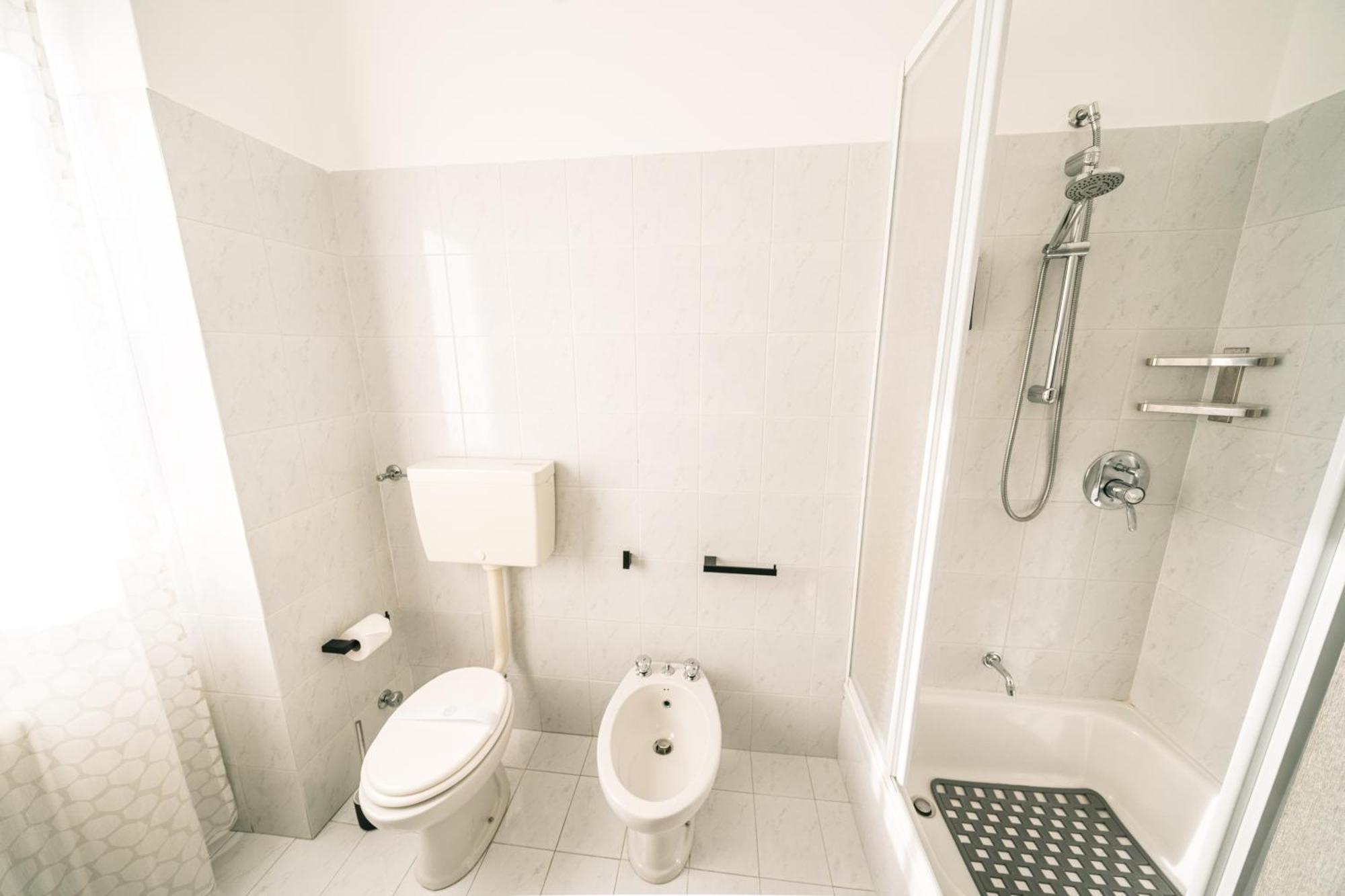 Como Bike & Family Apartment Buitenkant foto