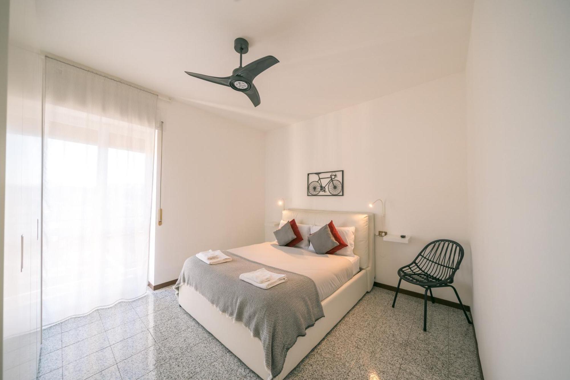 Como Bike & Family Apartment Buitenkant foto